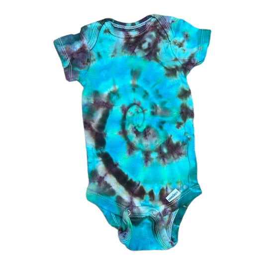 Infant 0-3 Months Blue and Brown Spiral Ice Dye Tie Dye Onesie
