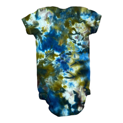 Infant 6-9 Months Blue and Green Scrunch Ice Dye Tie Dye Onesie