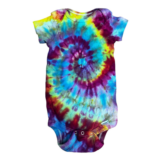 Infant 6-9 Months Blue Green Yellow and Purple Spiral Ice Dye Tie Dye Onesie