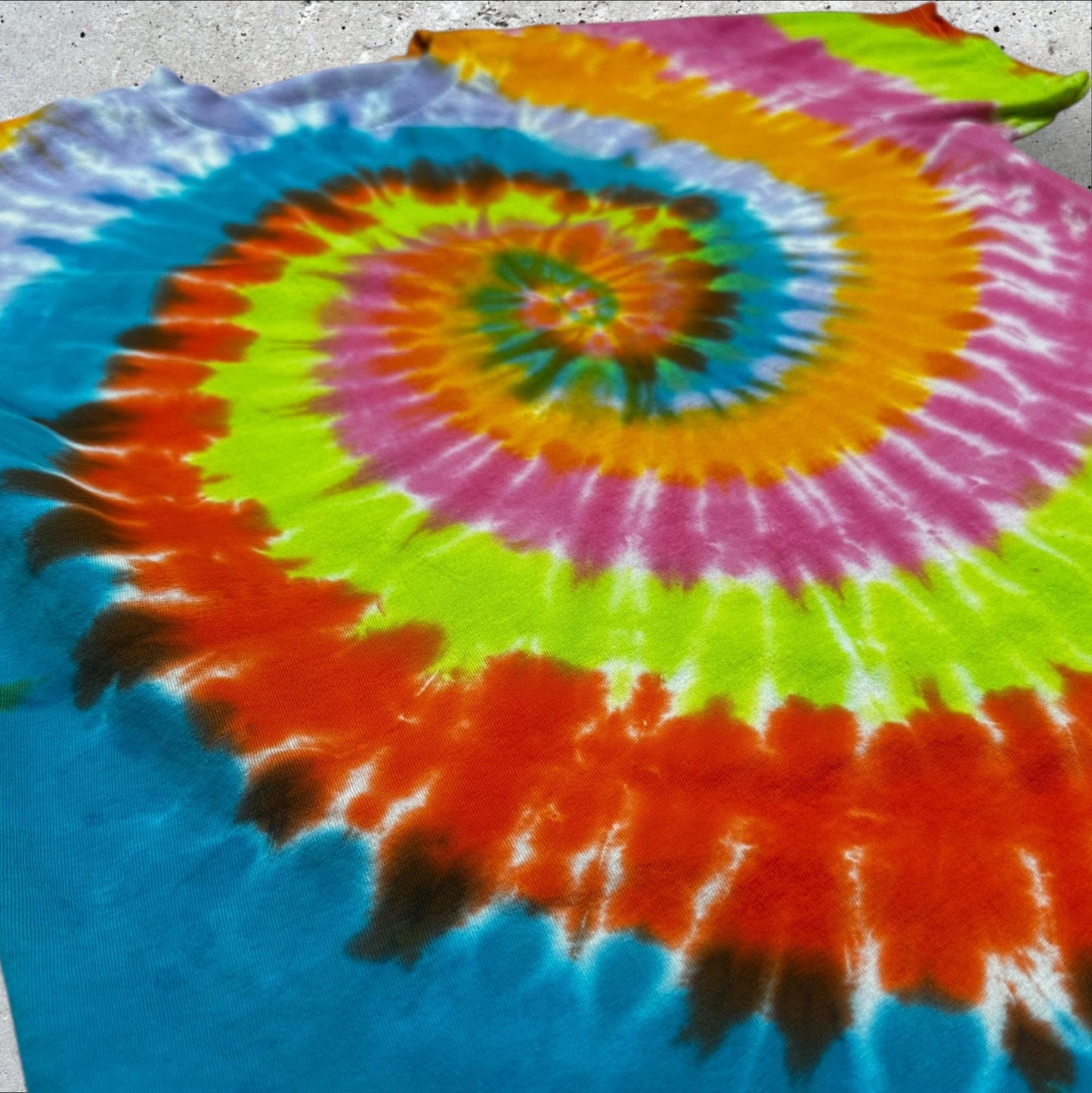 Youth XL Neon Rainbow Spiral Tie Dye Shirt