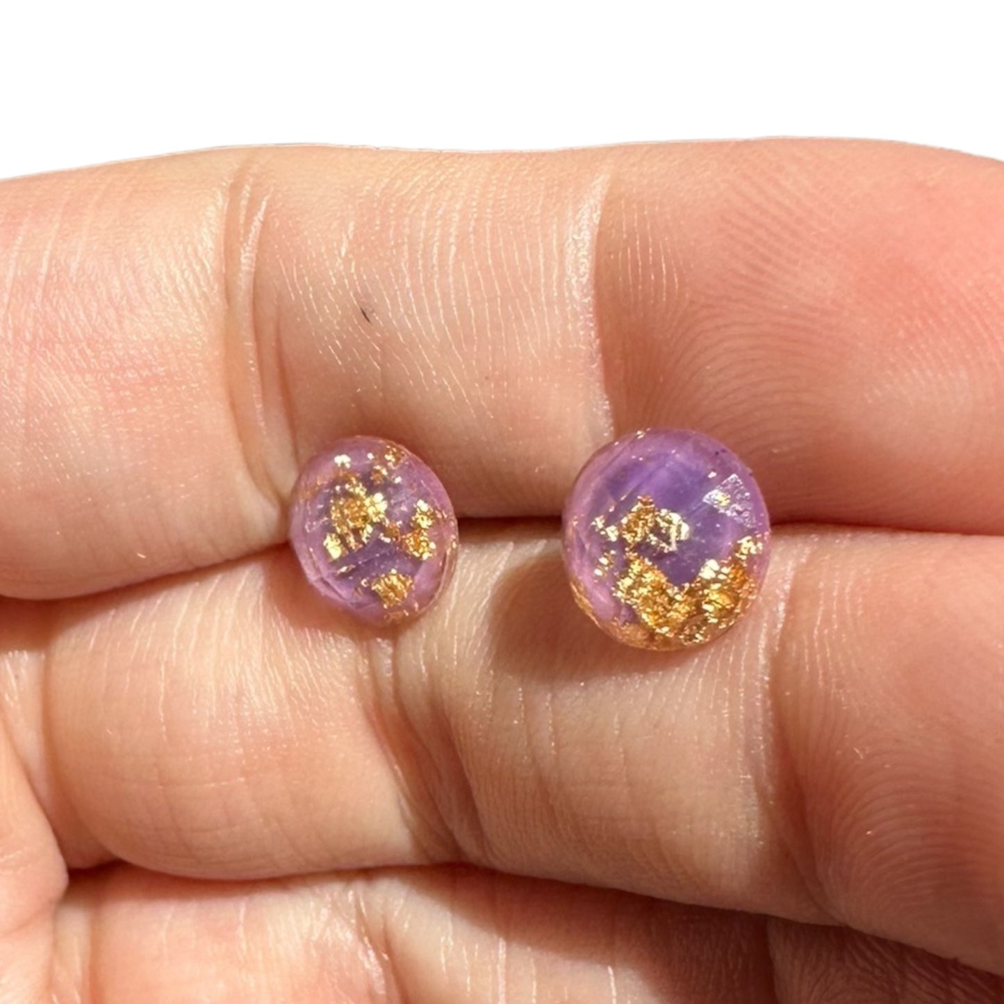 8MM Hypoallergenic Purple and Gold Leaf Faceted Epoxy Resin Earrings