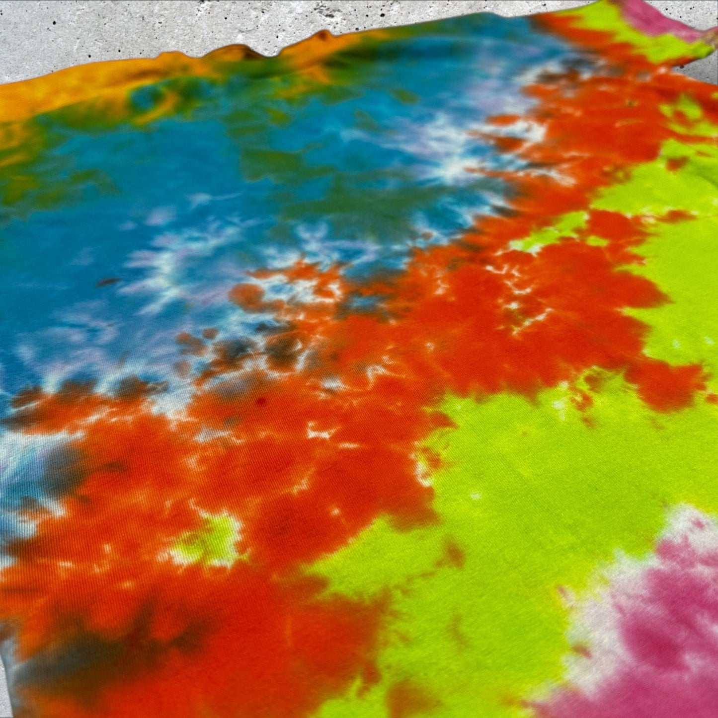 Youth XL Neon Rainbow Scrunch Tie Dye Shirt