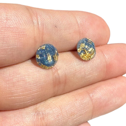 8MM Hypoallergenic Blue and Gold Leaf Faceted Epoxy Resin Earrings