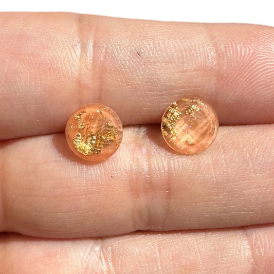 8MM Hypoallergenic Peach and Gold Leaf Faceted Epoxy Resin Earrings