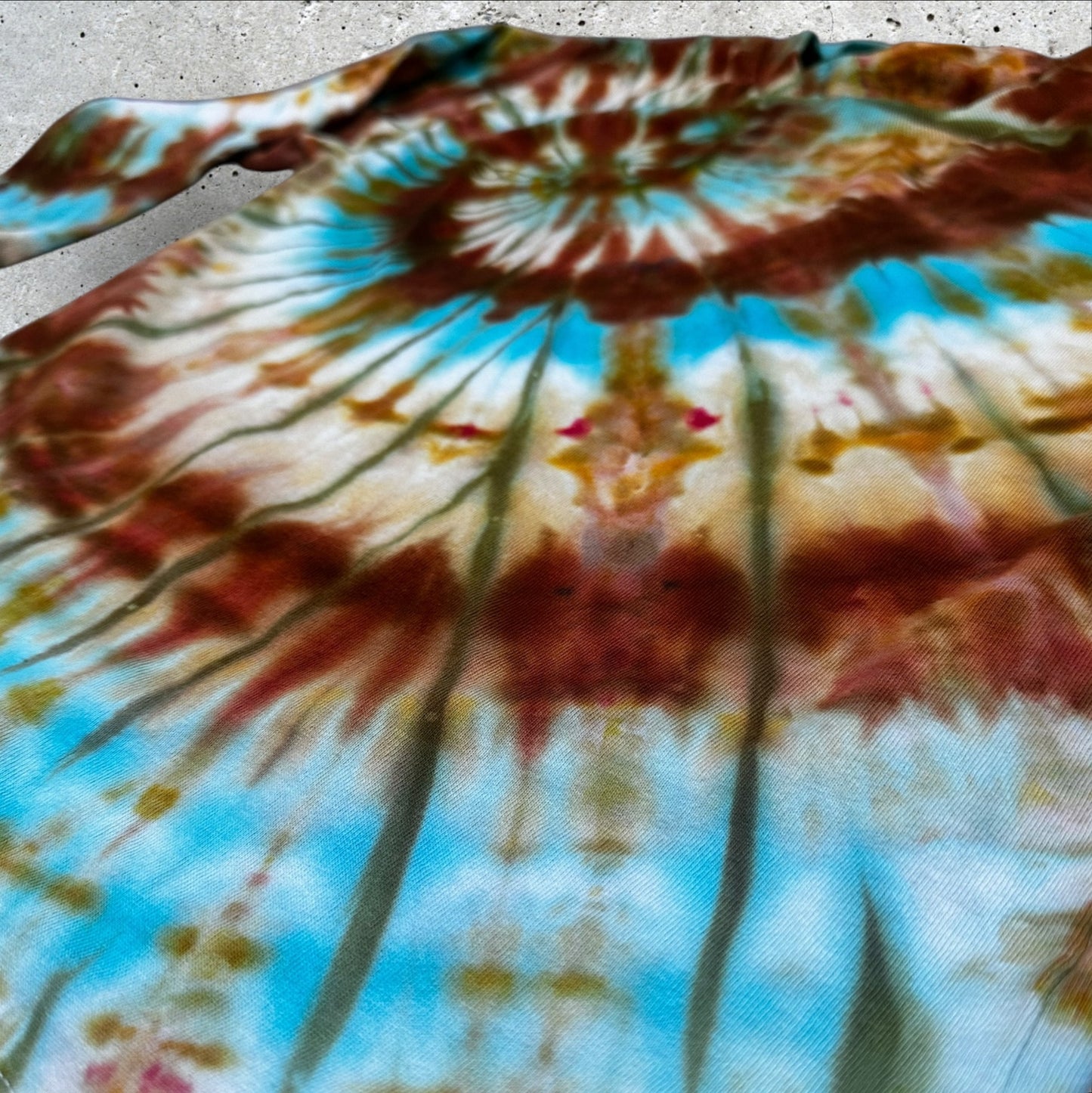 Youth Small Brown Blue and Gold Spiral Tie Dye Tshirt