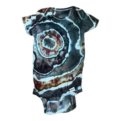 Infant 6-9 Months Black Brown and Gray Geode Ice Dye Tie Dye Onesie