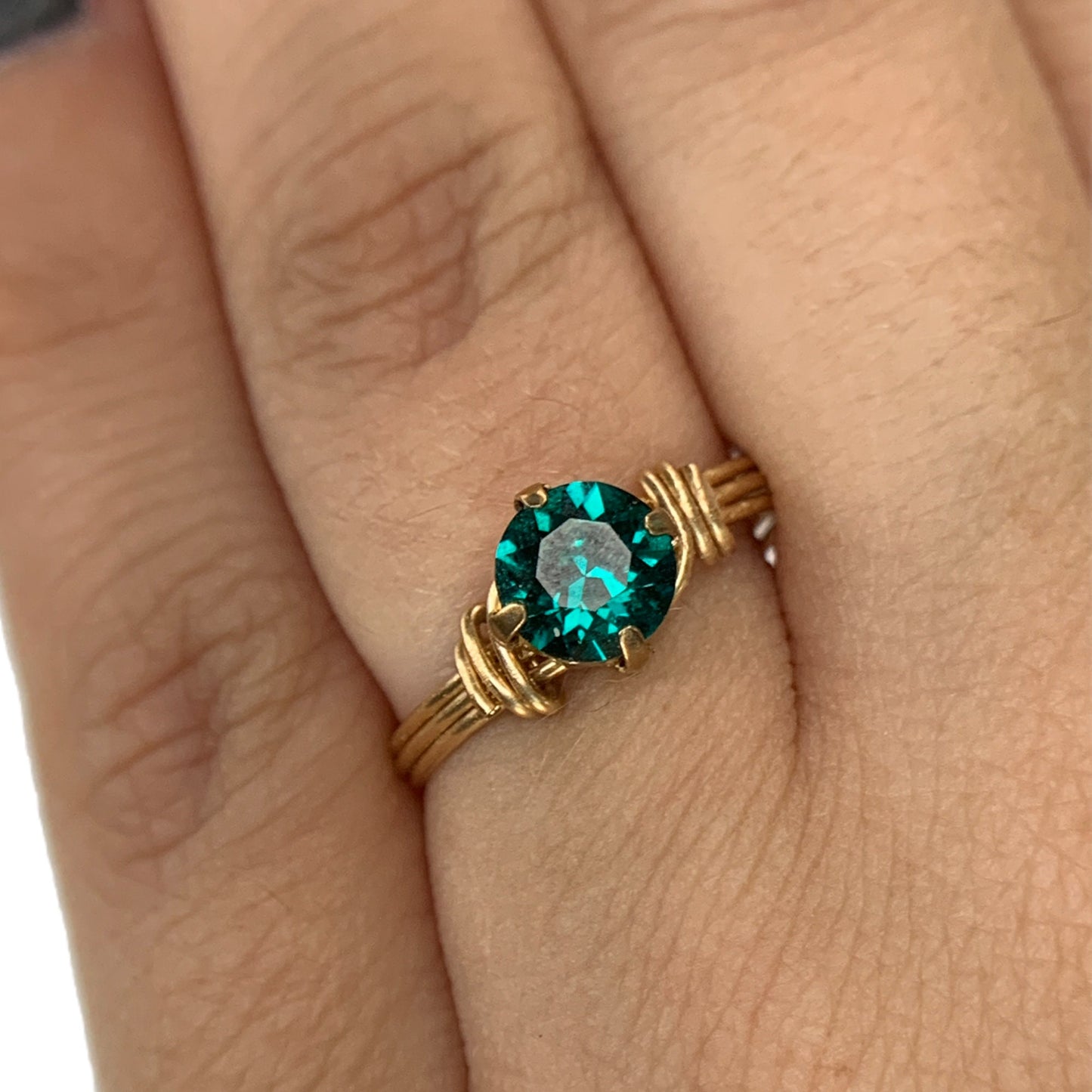 Sterling Silver | 14KT Rolled Gold 6MM Emerald Green Crystal Wire Ring